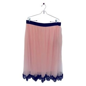 Metro wear skirt ✨